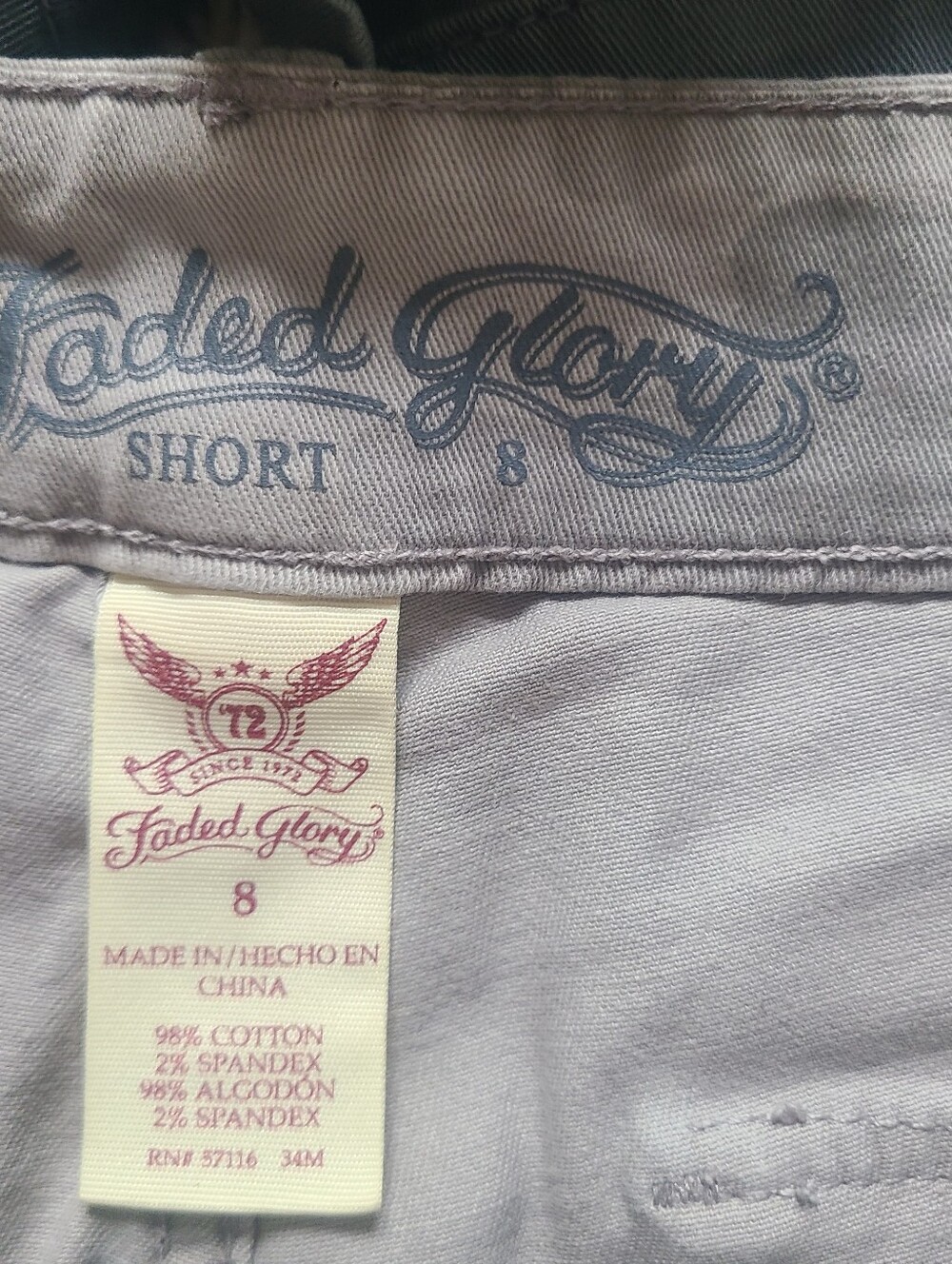 Y2K Shorts Lot 2 Pairs Women's Size 8 Camo Chino Outdoor Comfy Preppy Merona - Picture 6 of 9